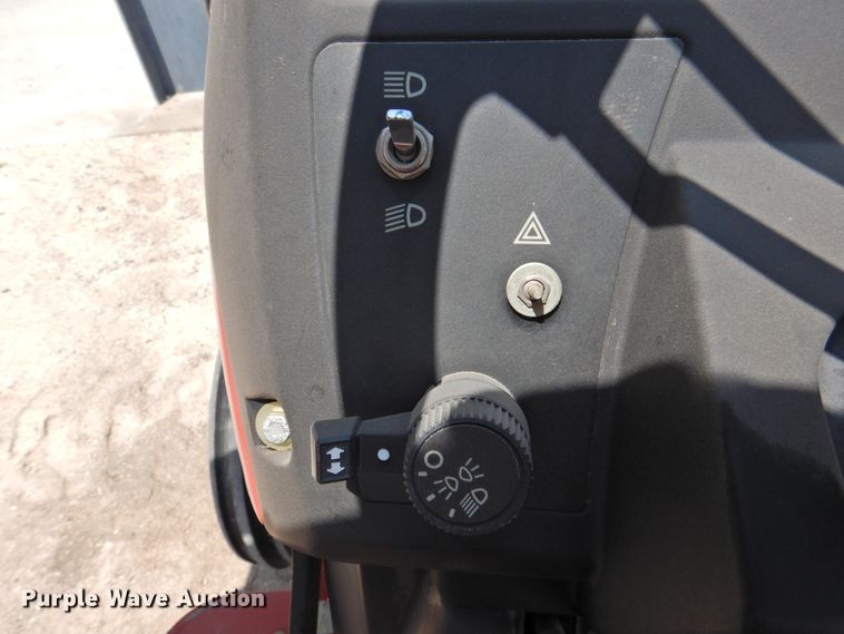 image for item DK2392 Case IH 1120  tractor