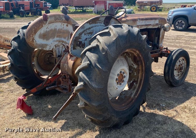 image for item DK8022 Ford 871  tractor