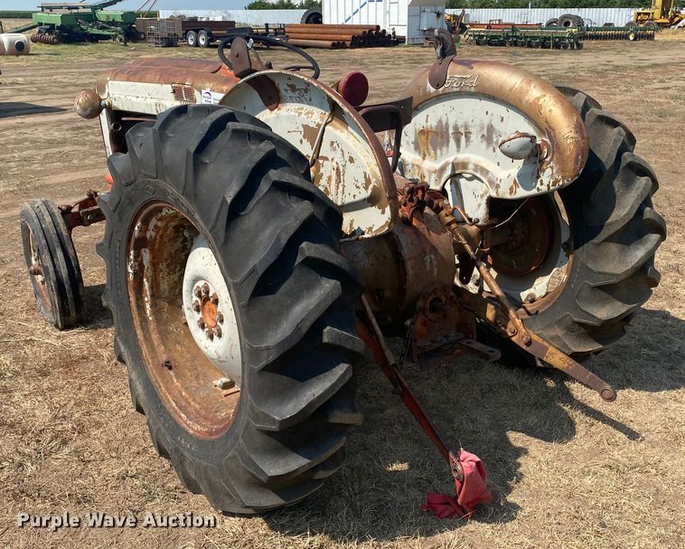 image for item DK8022 Ford 871  tractor