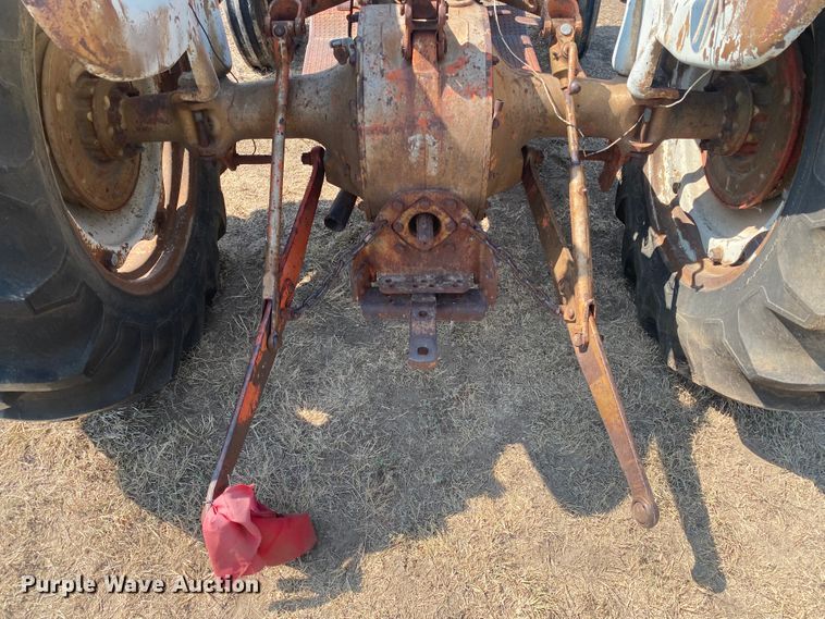 image for item DK8022 Ford 871  tractor