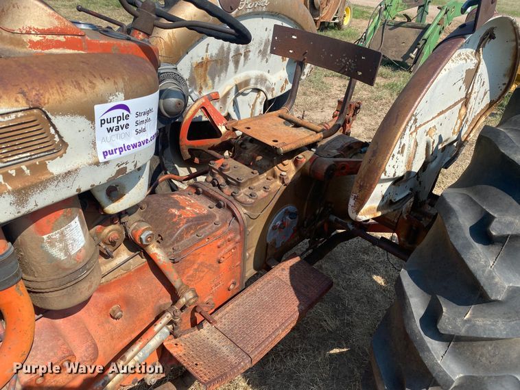 image for item DK8022 Ford 871  tractor