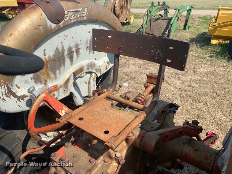 image for item DK8022 Ford 871  tractor