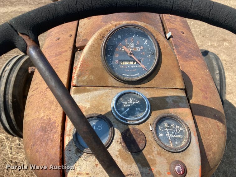 image for item DK8022 Ford 871  tractor