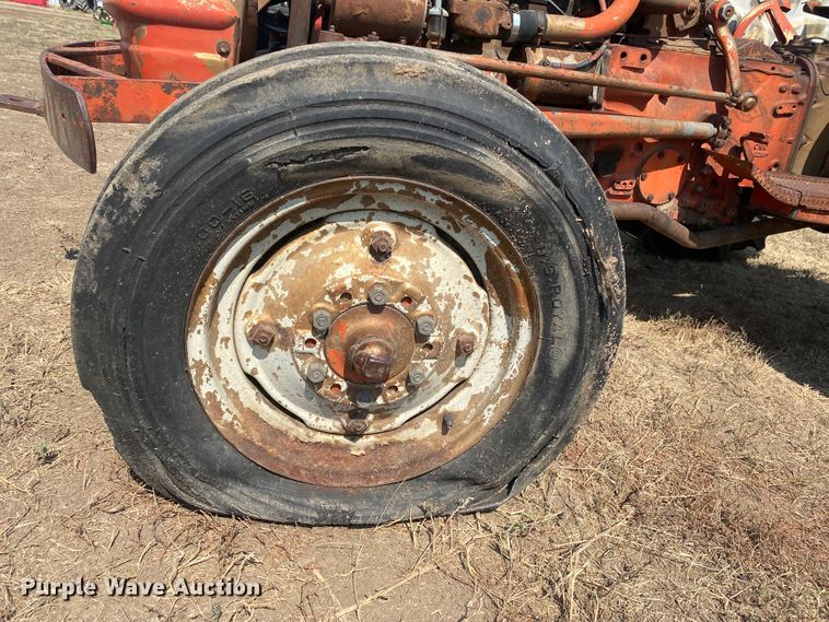 image for item DK8022 Ford 871  tractor