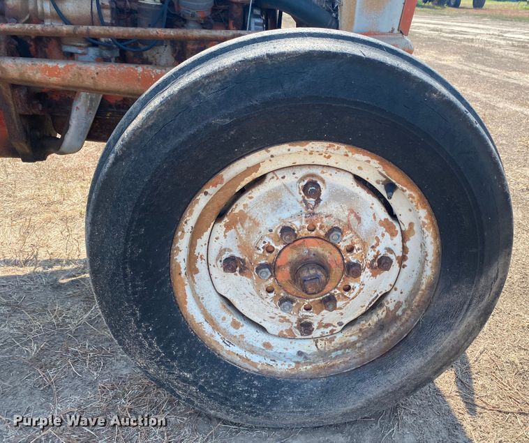 image for item DK8022 Ford 871  tractor