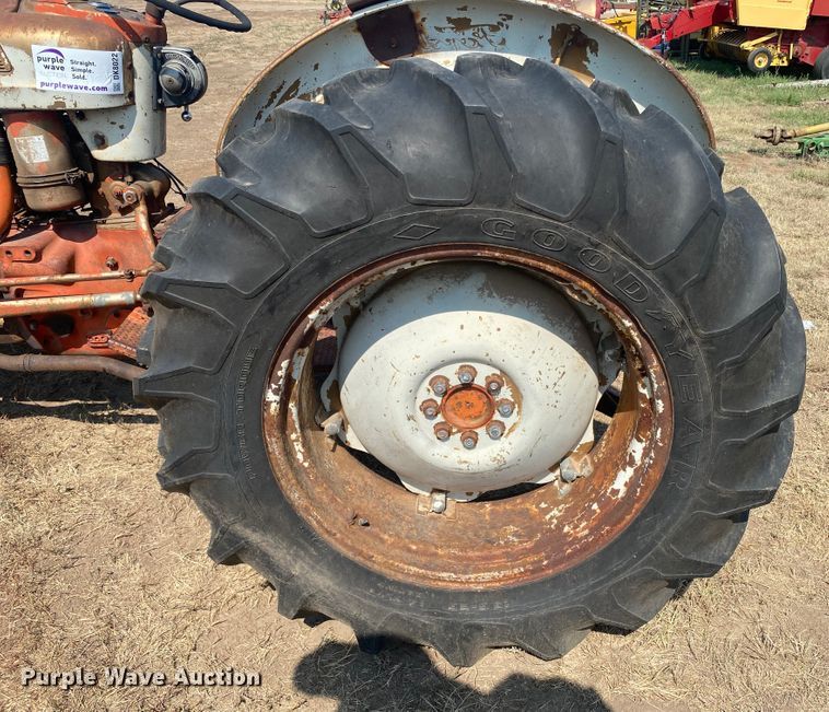 image for item DK8022 Ford 871  tractor