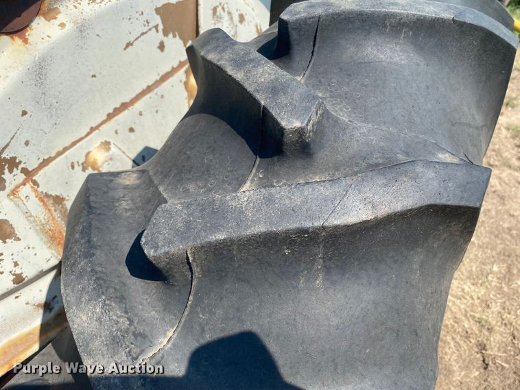 image for item DK8022 Ford 871  tractor