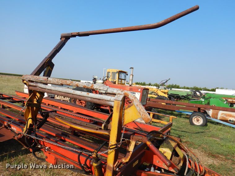 image for item DK8112 Morris Rod-Weeder M881  bale accumulator