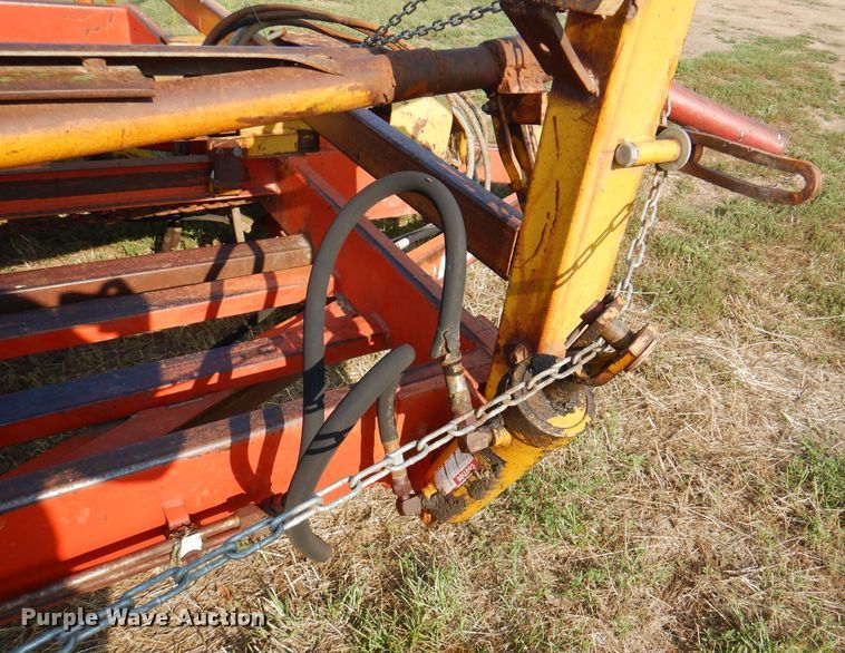 image for item DK8112 Morris Rod-Weeder M881  bale accumulator