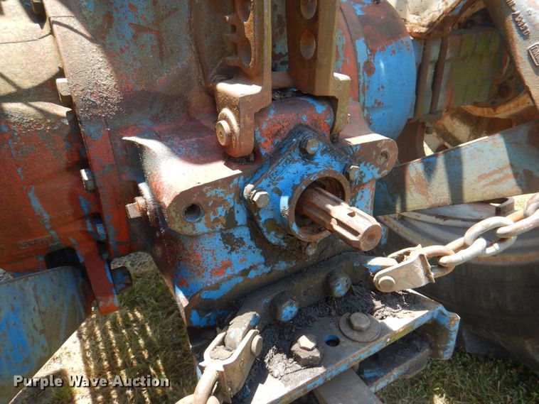 image for item DL0074 1967 Ford 5000  tractor