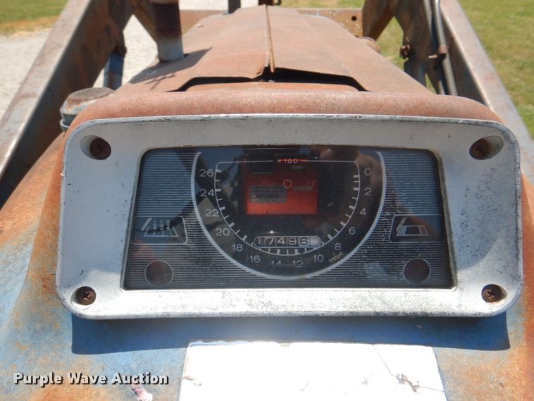 image for item DL0074 1967 Ford 5000  tractor