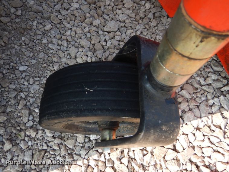 image for item DL3417 2019 Kubota B2650  MFWD tractor