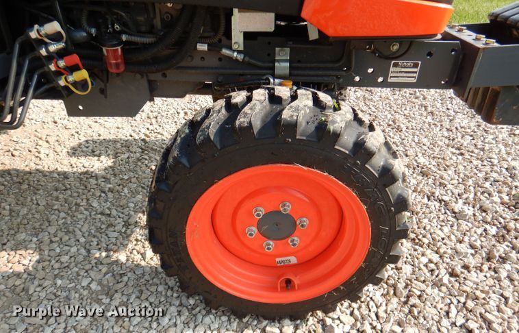 image for item DL3417 2019 Kubota B2650  MFWD tractor