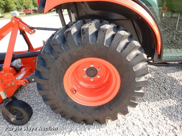 image for item DL3417 2019 Kubota B2650  MFWD tractor