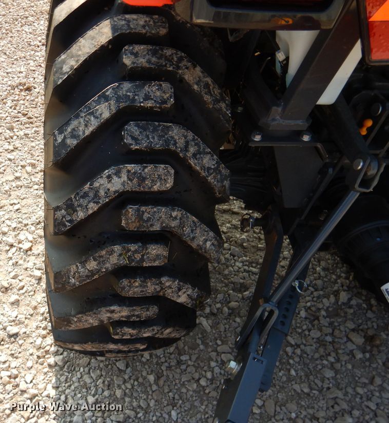 image for item DL3417 2019 Kubota B2650  MFWD tractor