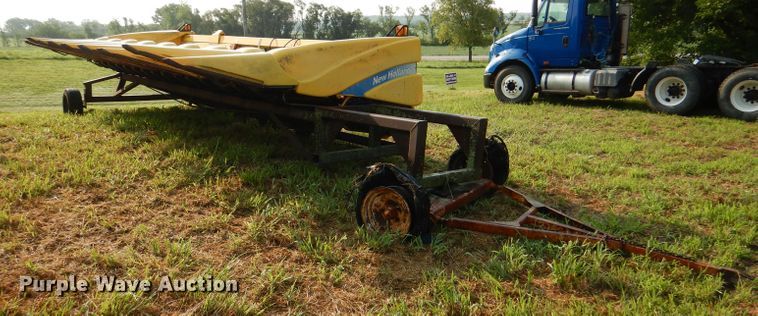 image for item DL3430 New Holland 98C  corn head