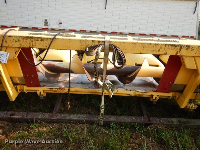 image for item DL3430 New Holland 98C  corn head