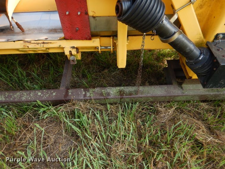 image for item DL3430 New Holland 98C  corn head