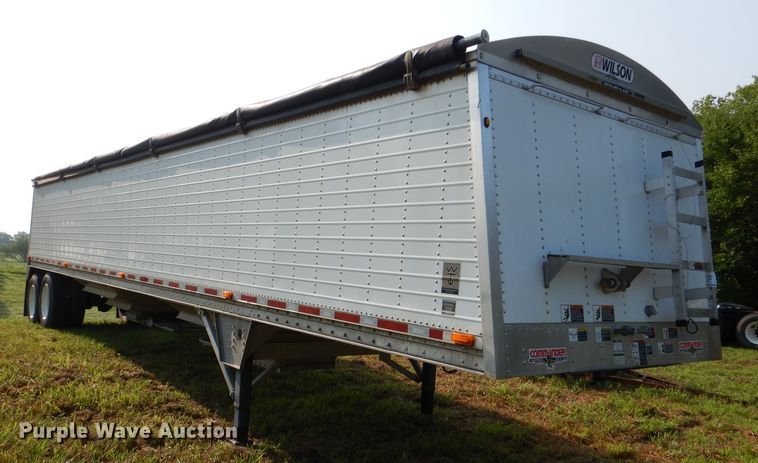 image for item DL3431 2015 Wilson DWH-5000  grain trailer