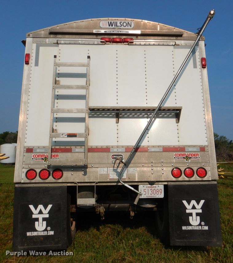 image for item DL3431 2015 Wilson DWH-5000  grain trailer