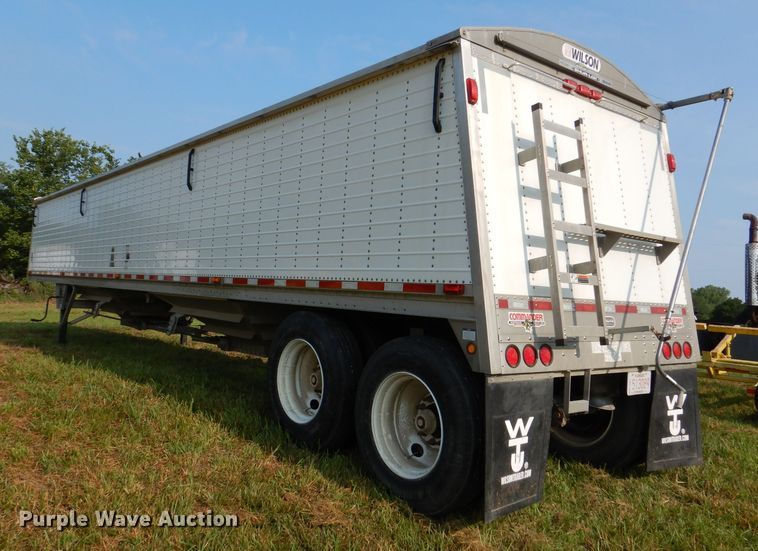 image for item DL3431 2015 Wilson DWH-5000  grain trailer
