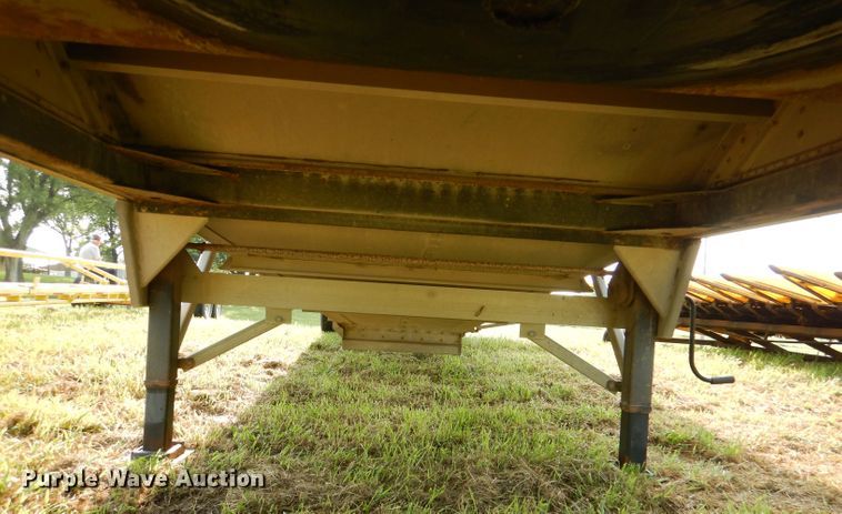 image for item DL3431 2015 Wilson DWH-5000  grain trailer