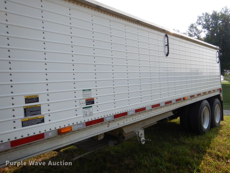 image for item DL3431 2015 Wilson DWH-5000  grain trailer