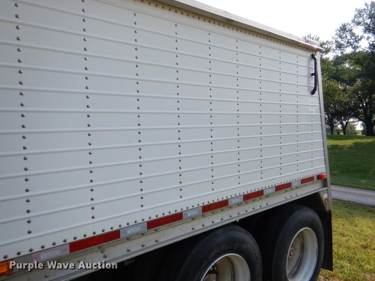 image for item DL3431 2015 Wilson DWH-5000  grain trailer