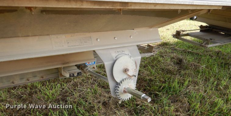 image for item DL3431 2015 Wilson DWH-5000  grain trailer