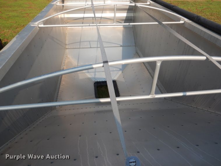 image for item DL3431 2015 Wilson DWH-5000  grain trailer