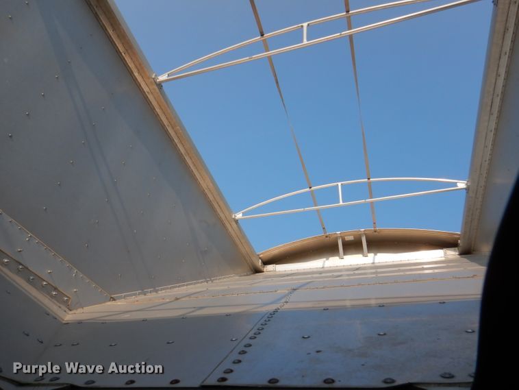 image for item DL3431 2015 Wilson DWH-5000  grain trailer