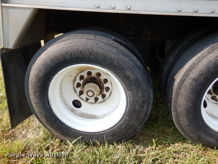 image for item DL3431 2015 Wilson DWH-5000  grain trailer