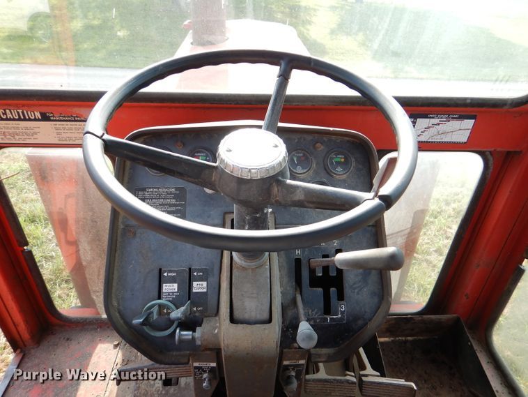 image for item DL3434 Massey Ferguson 1105  tractor