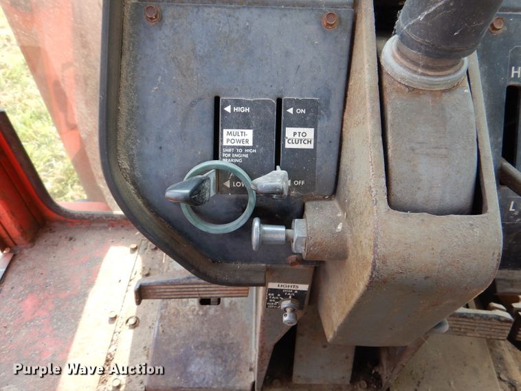 image for item DL3434 Massey Ferguson 1105  tractor