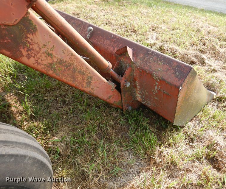 image for item DL3434 Massey Ferguson 1105  tractor