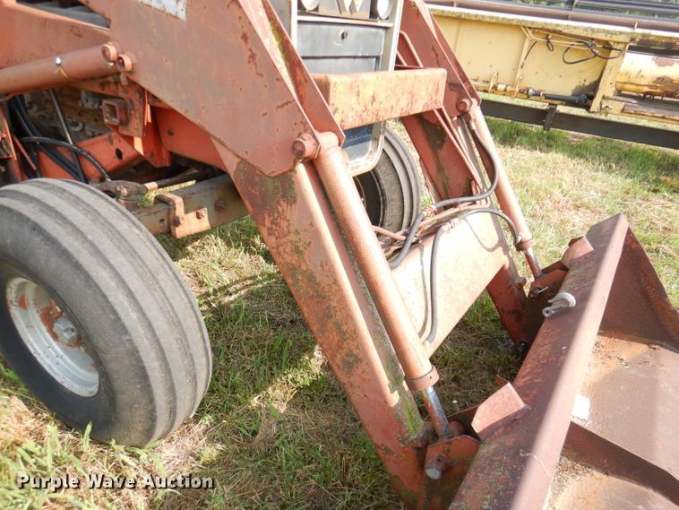image for item DL3434 Massey Ferguson 1105  tractor