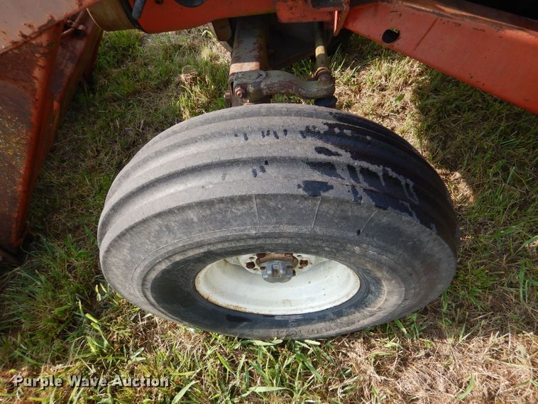 image for item DL3434 Massey Ferguson 1105  tractor