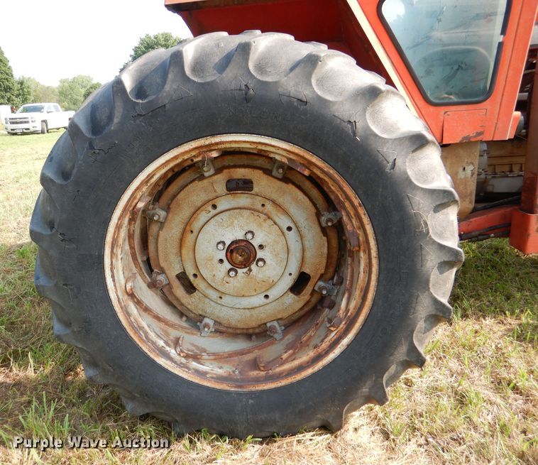 image for item DL3434 Massey Ferguson 1105  tractor