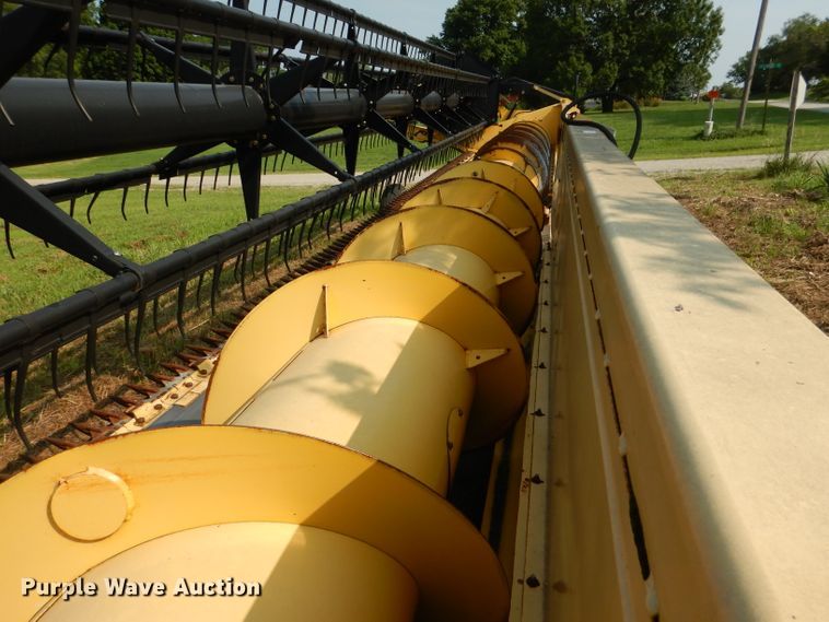 image for item DL3436 New Holland 73C  flex head