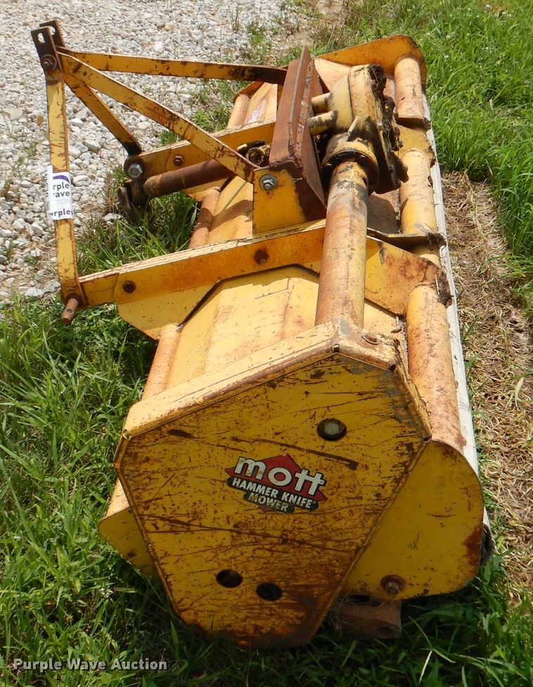 image for item DL3441 Mott  flail mower