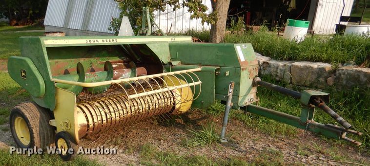 image for item DL3442 1980 John Deere 346  small square baler