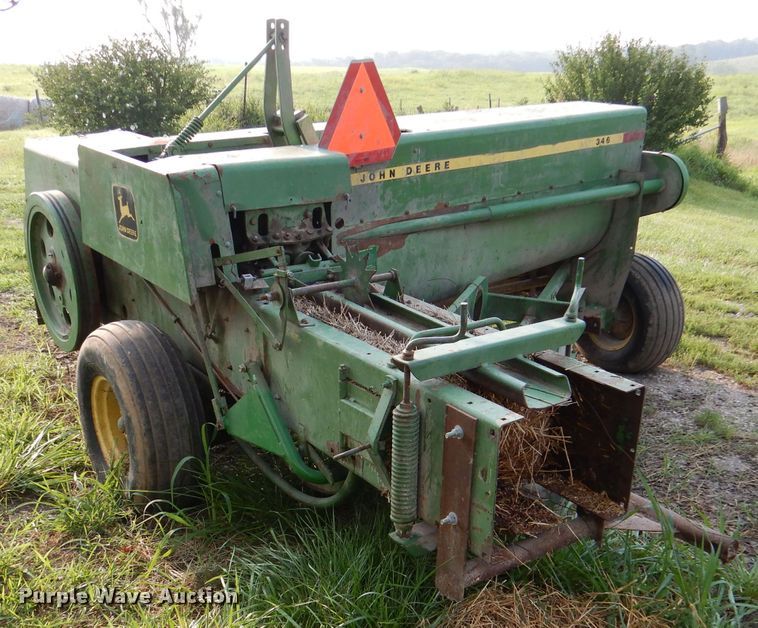 image for item DL3442 1980 John Deere 346  small square baler