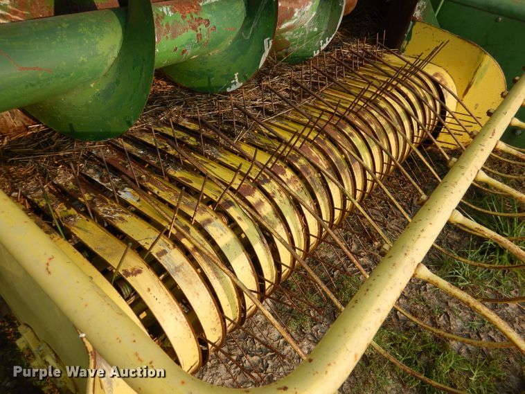 image for item DL3442 1980 John Deere 346  small square baler