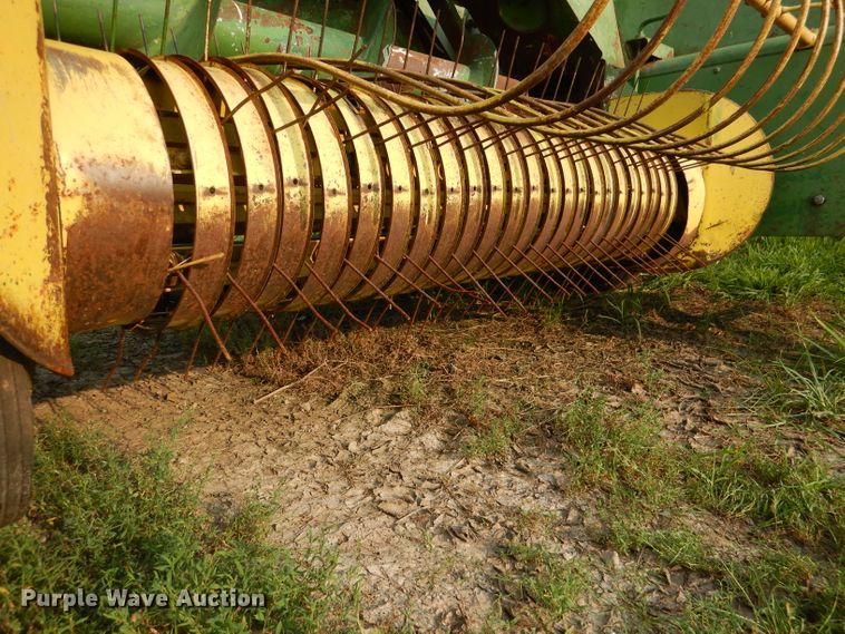 image for item DL3442 1980 John Deere 346  small square baler