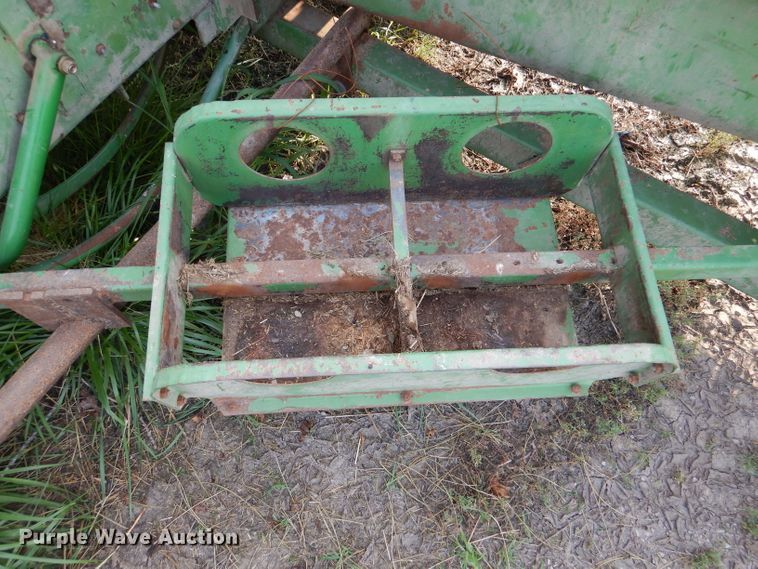 image for item DL3442 1980 John Deere 346  small square baler