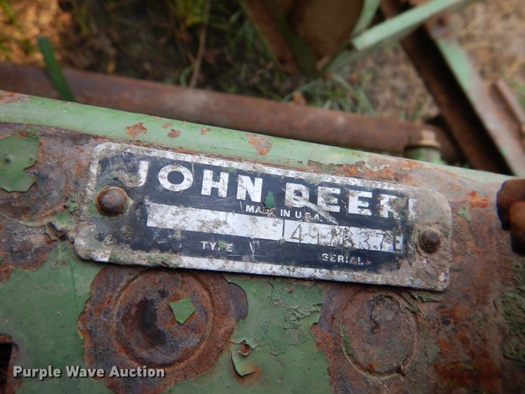 image for item DL3442 1980 John Deere 346  small square baler