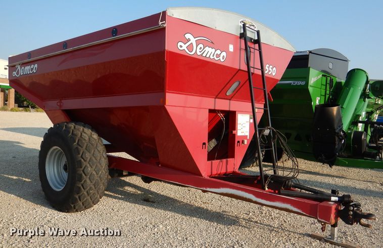 image for item DL3447 Demco 550  grain cart