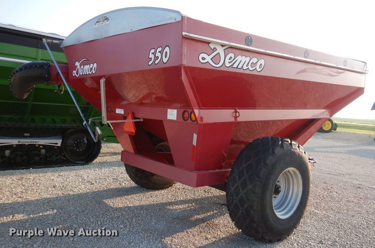 image for item DL3447 Demco 550  grain cart