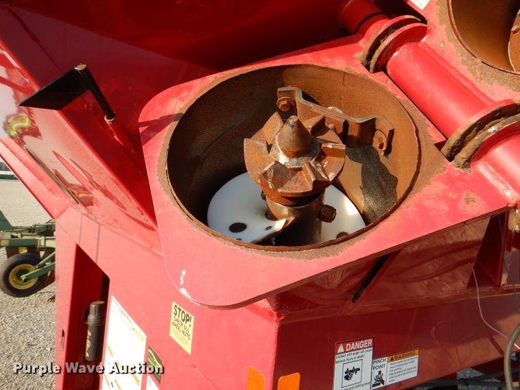 image for item DL3447 Demco 550  grain cart