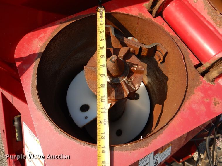 image for item DL3447 Demco 550  grain cart